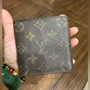 LV mens wallet
